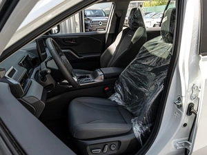 Внедорожник Toyota RAV4 2026 года, 4370000 рублей, Краснодар
