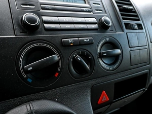Фургон Volkswagen Transporter 2008 года, 1399000 рублей, Волгоград