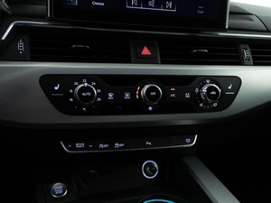 Универсал Audi A4 2019 года, 3449050 рублей, Москва