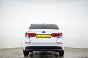 Седан Kia Rio 2016 года, 999000 рублей, Оренбург