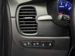 Хетчбэк Kia Rio X-Line 2019 года, 1345000 рублей, Красноярск