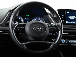 Седан Hyundai Sonata 2019 года, 2199046 рублей, Москва