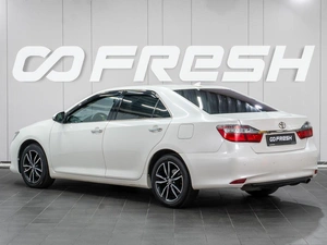 Седан Toyota Camry 2017 года, 2429000 рублей, Сургут