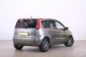 Хетчбэк Nissan Note 2006 года, 649000 рублей, Омск