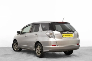 Универсал Honda Fit Shuttle 2011 года, 899000 рублей, Барнаул