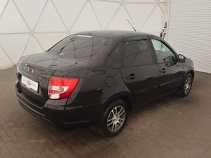 Седан ВАЗ (LADA) Granta 2018 года, 660000 рублей, Орёл