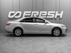 Седан Toyota Camry 2010 года, 1390000 рублей, Тюмень