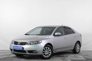Седан Kia Cerato 2010 года, 699000 рублей, Кемерово