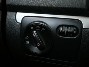 Седан Volkswagen Jetta 2010 года, 689000 рублей, Волгоград