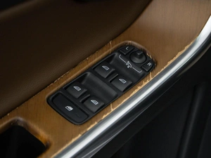 Внедорожник Volvo XC60 2013 года, 1697050 рублей, Москва