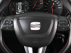 Хетчбэк SEAT Leon 2012 года, 759000 рублей, Аксай