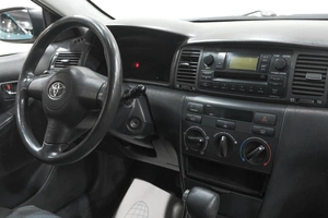 Седан Toyota Corolla 2005 года, 629000 рублей, Новокузнецк