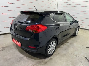 Хетчбэк Kia Ceed 2014 года, 1090000 рублей, Красноярск