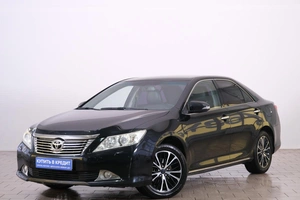 Седан Toyota Camry 2012 года, 1749000 рублей, Омск