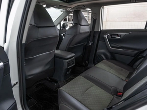 Внедорожник Toyota RAV4 2025 года, 4140000 рублей, Краснодар