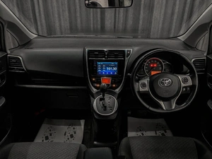 Хетчбэк Toyota Ractis 2014 года, 820000 рублей, Красноярск