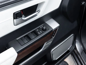 Внедорожник Toyota Sequoia 2025 года, 15000000 рублей, Новоивановское