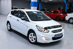 Хетчбэк Hyundai Solaris 2013 года, 897000 рублей, Солонцы