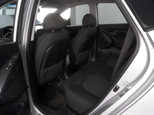 Внедорожник Hyundai ix35 2015 года, 1349000 рублей, Красный Пахарь