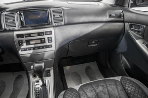 Седан Toyota Corolla 2006 года, 749000 рублей, Барнаул
