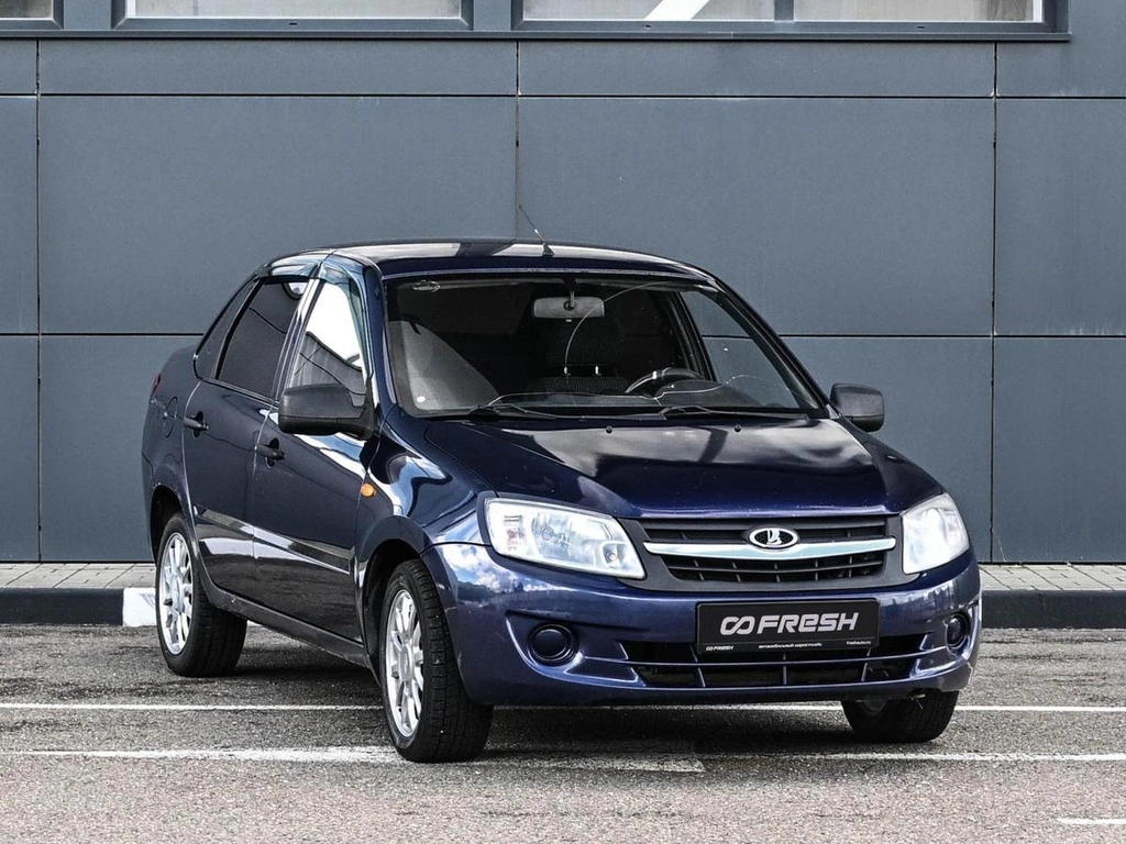 Седан ВАЗ (LADA) Granta 2012 года, 399000 рублей, Кирилловка