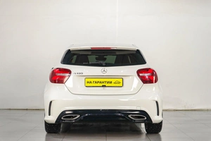 Хетчбэк Mercedes-benz A-класс 2016 года, 1769000 рублей, Челябинск