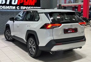 Внедорожник Toyota RAV4 2025 года, 3997000 рублей, Красноярск