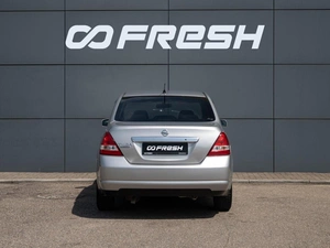 Седан Nissan Tiida 2005 года, 590000 рублей, Краснодар