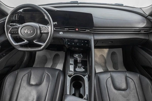 Седан Hyundai Elantra 2021 года, 1649000 рублей, Барнаул