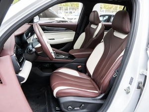 Внедорожник Geely Monjaro 2023 года, 3100000 рублей, Волгоград
