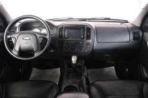 Внедорожник Ford Maverick 2005 года, 579000 рублей, Кемерово
