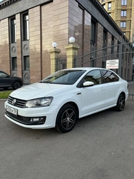 Седан Volkswagen Polo 2019 года, 1050000 рублей, Красноярск