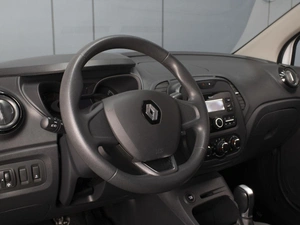 Внедорожник Renault Kaptur 2019 года, 1350000 рублей, Омск