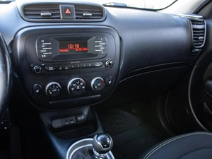 Хетчбэк Kia Soul 2014 года, 1079000 рублей, Петрозаводск