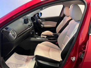 Хетчбэк Mazda Axela 2016 года, 1549000 рублей, Красноярск