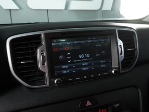 Внедорожник Kia Sportage 2018 года, 2299000 рублей, Красный Пахарь