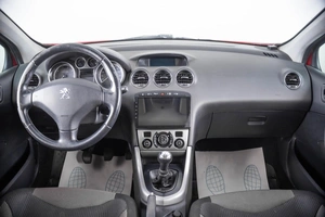 Хетчбэк Peugeot 308 2012 года, 439000 рублей, Пермь