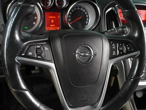 Хетчбэк Opel Astra 2012 года, 879000 рублей, Воронеж