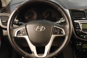 Хетчбэк Hyundai Solaris 2011 года, 759000 рублей, Челябинск