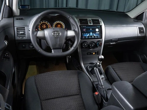 Седан Toyota Corolla 2012 года, 1020000 рублей, Волгоград