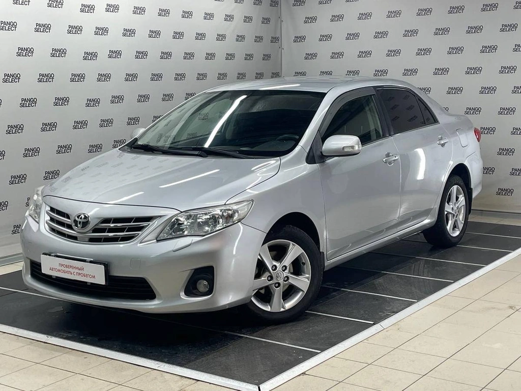 Седан Toyota Corolla 2010 года, 1150000 рублей, Красноярск