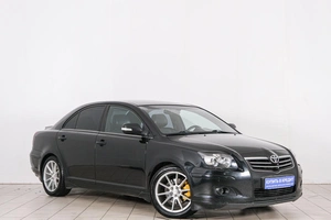 Седан Toyota Avensis 2008 года, 999000 рублей, Красноярск