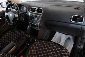 Седан Volkswagen Polo 2017 года, 1039000 рублей, Омск