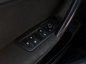 Внедорожник Volkswagen Tiguan 2018 года, 2015000 рублей, Краснодар