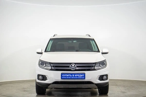 Внедорожник Volkswagen Tiguan 2012 года, 1499000 рублей, Оренбург