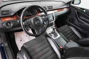 Седан Volkswagen Passat 2010 года, 889000 рублей, Красноярск
