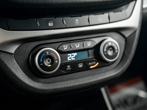 Универсал ВАЗ (LADA) Vesta Cross 2019 года, 950000 рублей, Красноярск