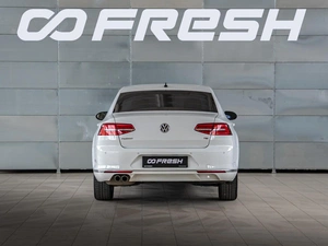 Седан Volkswagen Passat 2017 года, 1887070 рублей, Краснодар