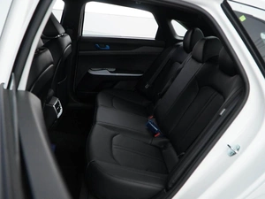 Седан Kia K5 2026 года, 4699077 рублей, Москва