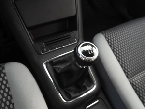 Внедорожник Volkswagen Tiguan 2011 года, 1199000 рублей, Саратов